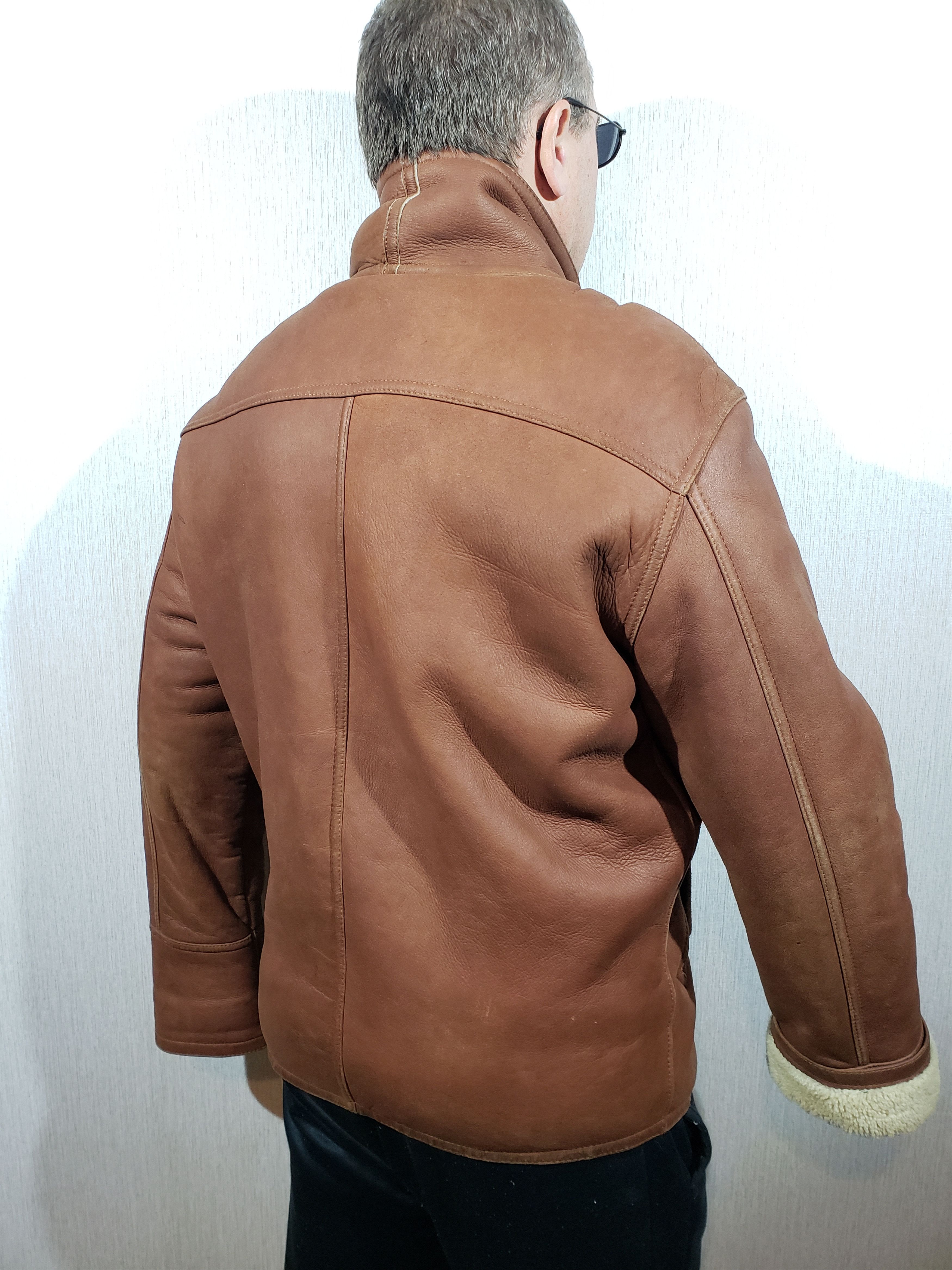 Other Brown men's sheepskin coat with zipper. Size US L / EU 52-54 / 3 - 6 Thumbnail