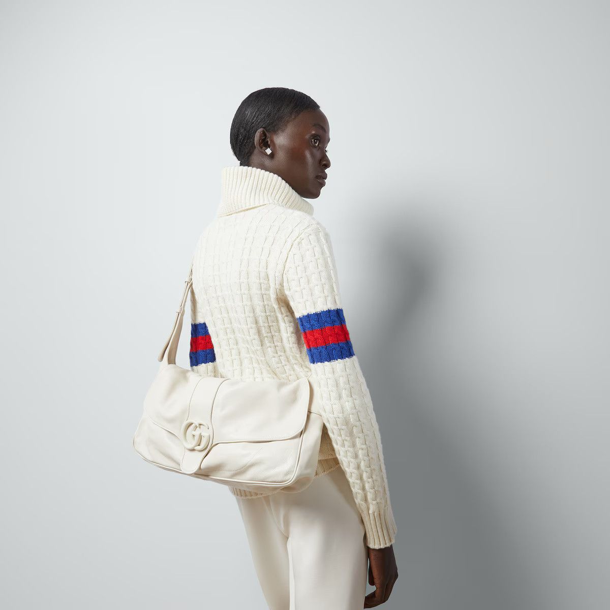 Gucci o1s1wg110225 Size:OS/ Aphrodite Medium Shoulder Bag in White Size ONE SIZE - 3 Thumbnail