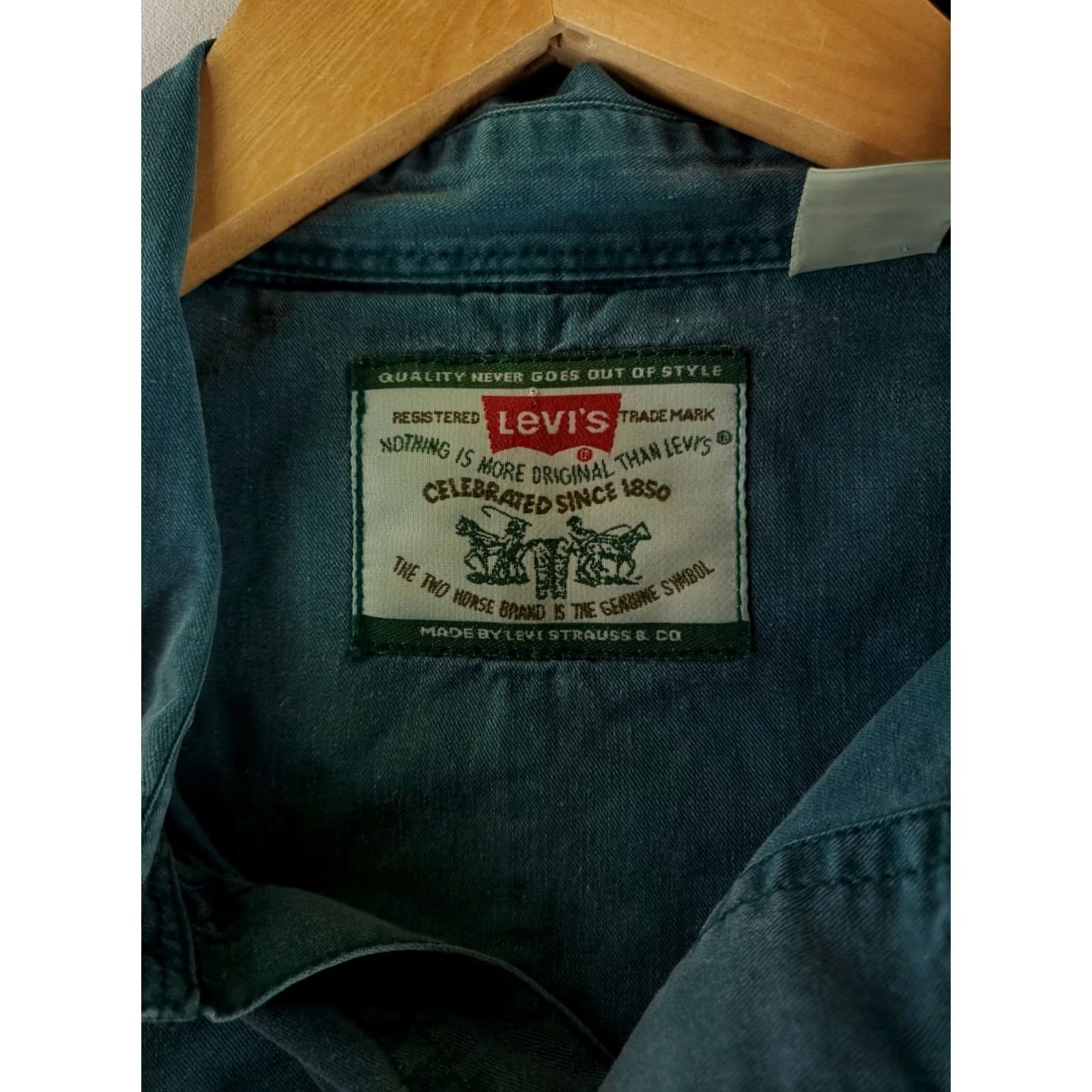 Levi's VINTAGE Levi's Shirt Denim Green 90s Button-Up Long Sleeve XL Mens Size US XL / EU 56 / 4 - 4 Thumbnail