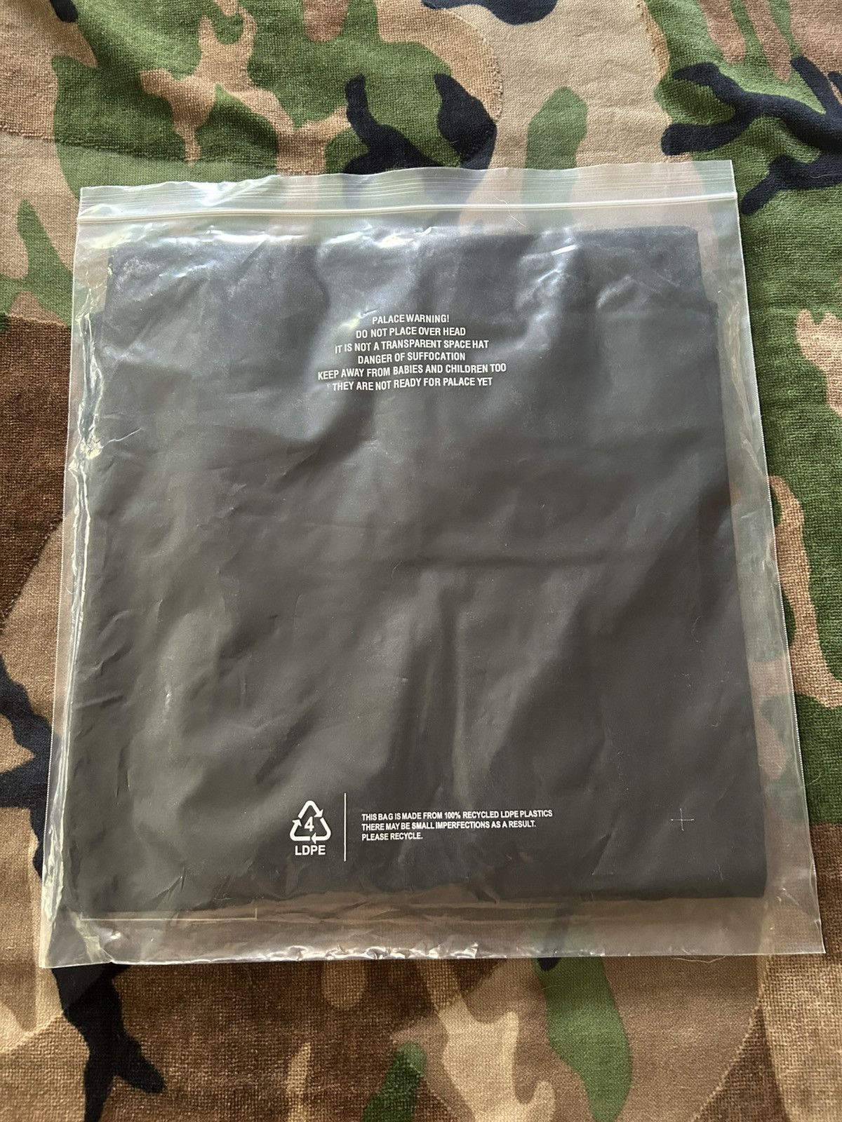 Palace Palace Tri Lingual Tri Ferg T-Shirt Black XL FW25 Size US XL / EU 56 / 4 - 5 Thumbnail