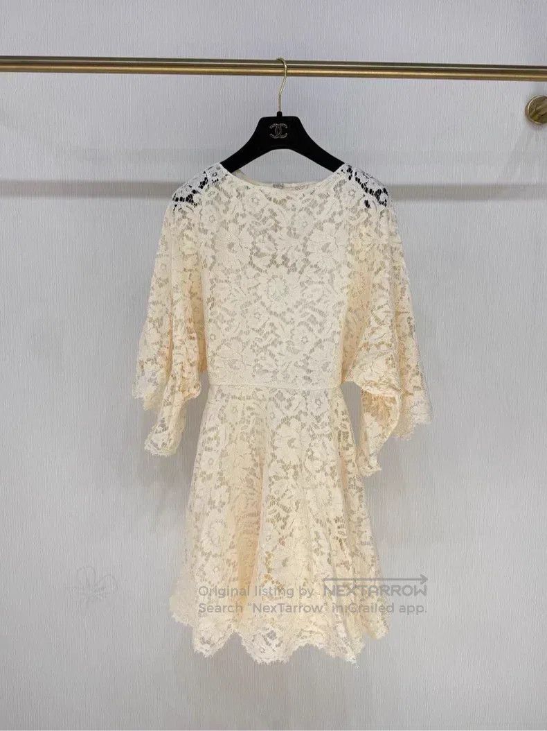 Valentino Valentino Full lace reworked dress Size XS / US 0-2 / IT 36-38 - 1 Thumbnail