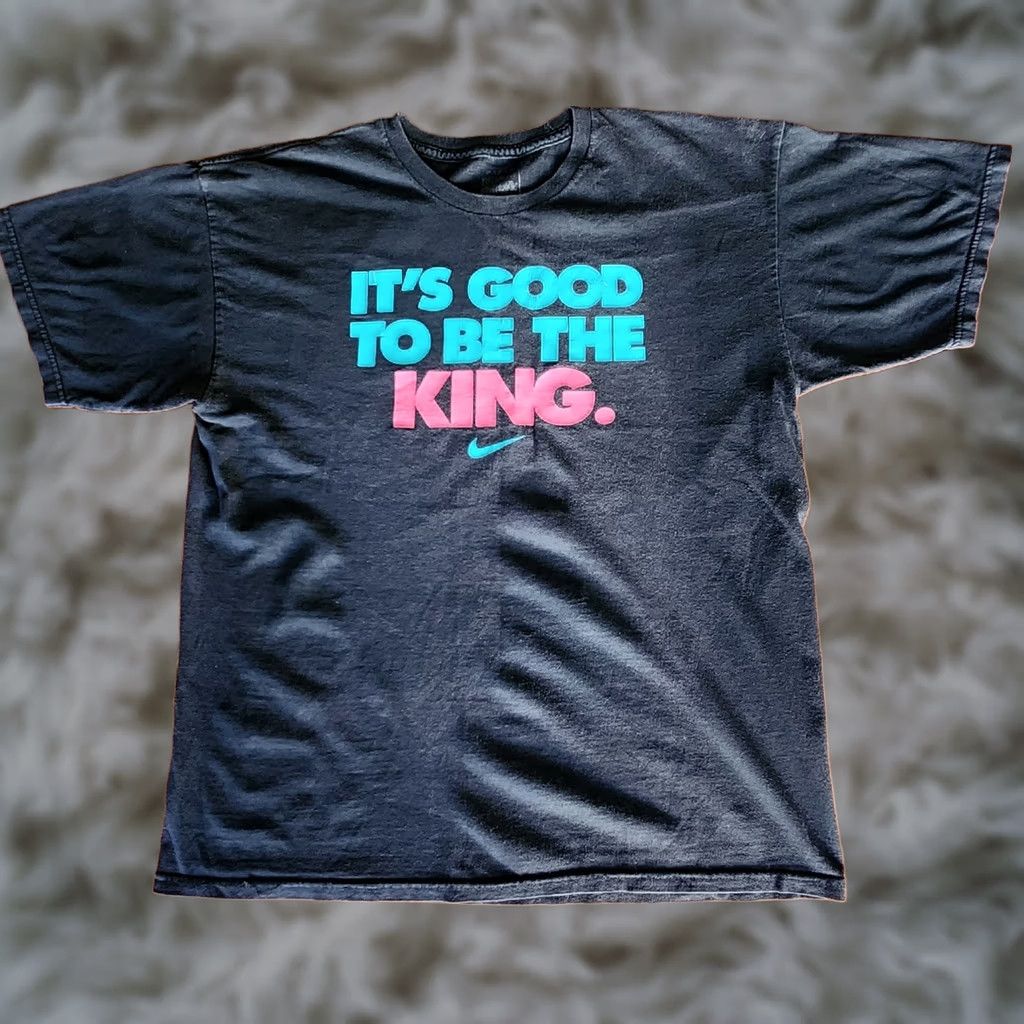 Nike VINTAGE Nike Lebron James Tee Large South Beach Miami Heat King James NBA Shirt Mens L Black Size US L / EU 52-54 / 3 - 1 Thumbnail
