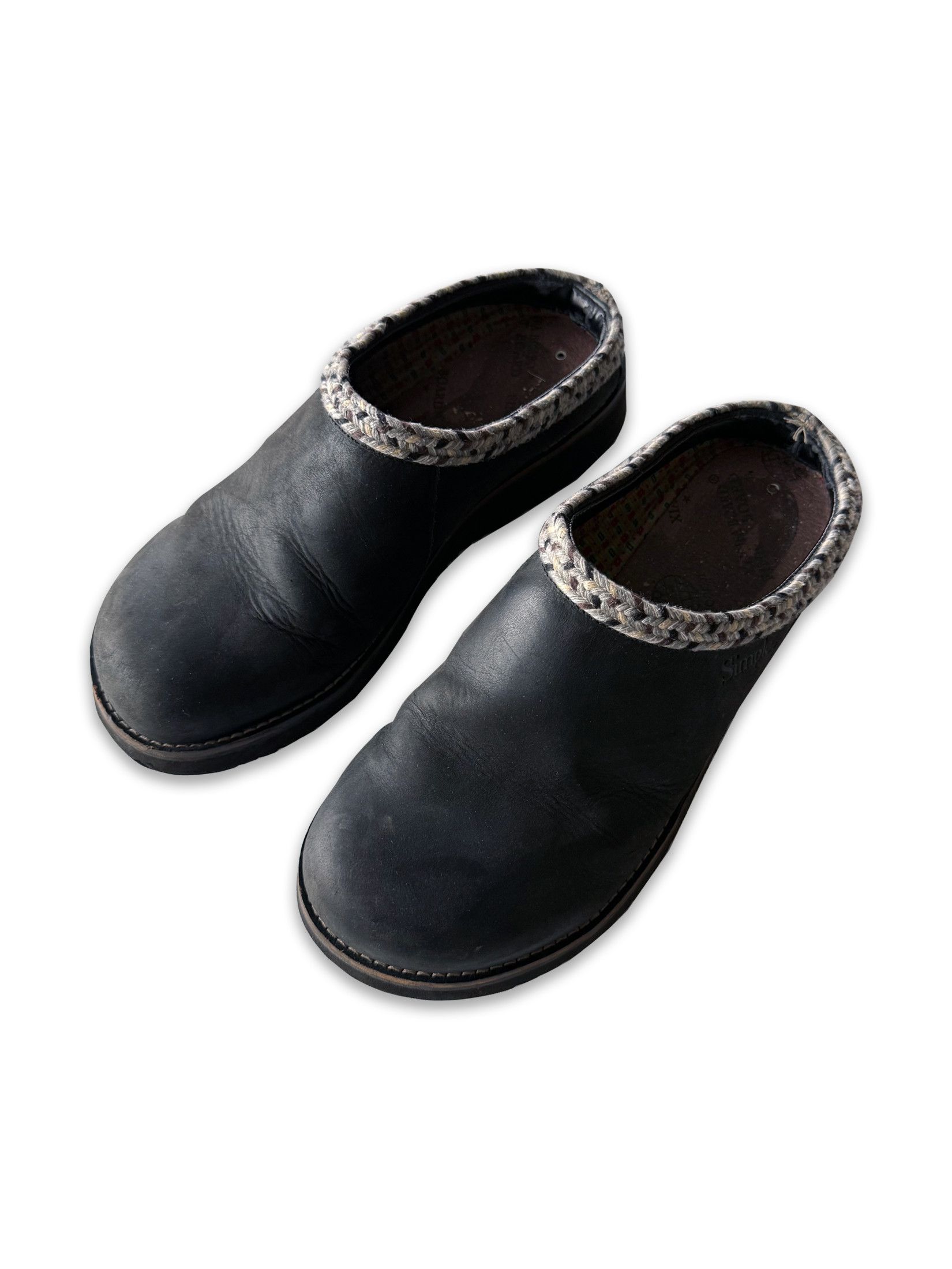 Simple Shoes Simple Shoes | Original Clog Black Leather | Size 9 Size US 9 / EU 42 - 1 Thumbnail
