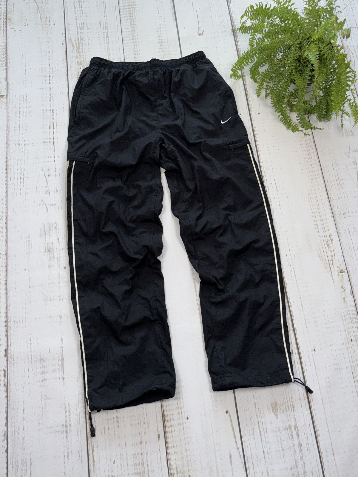 Nike × Vintage Nike Vintage Baggy Nylon Pants Archive | Grailed
