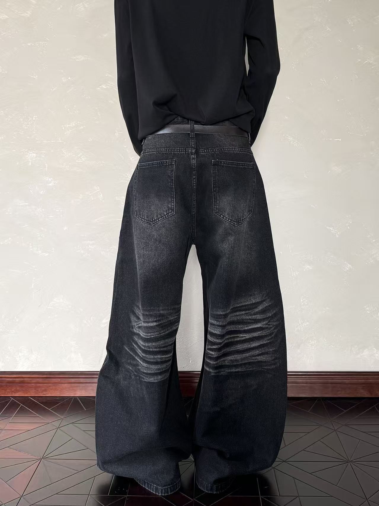 Vintage Black washed vintage whiskered straight leg sloping jeans Size US 32 / EU 48 - 3 Thumbnail