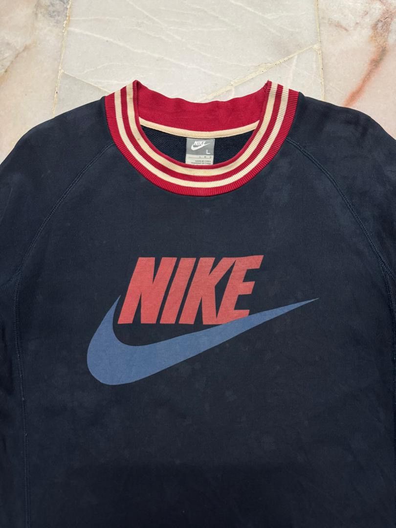 Nike VINTAGE Y2K NIKE BIG SWOOSH CREWNECK SWEATSHIRT RINGER Size US L / EU 52-54 / 3 - 2 Thumbnail