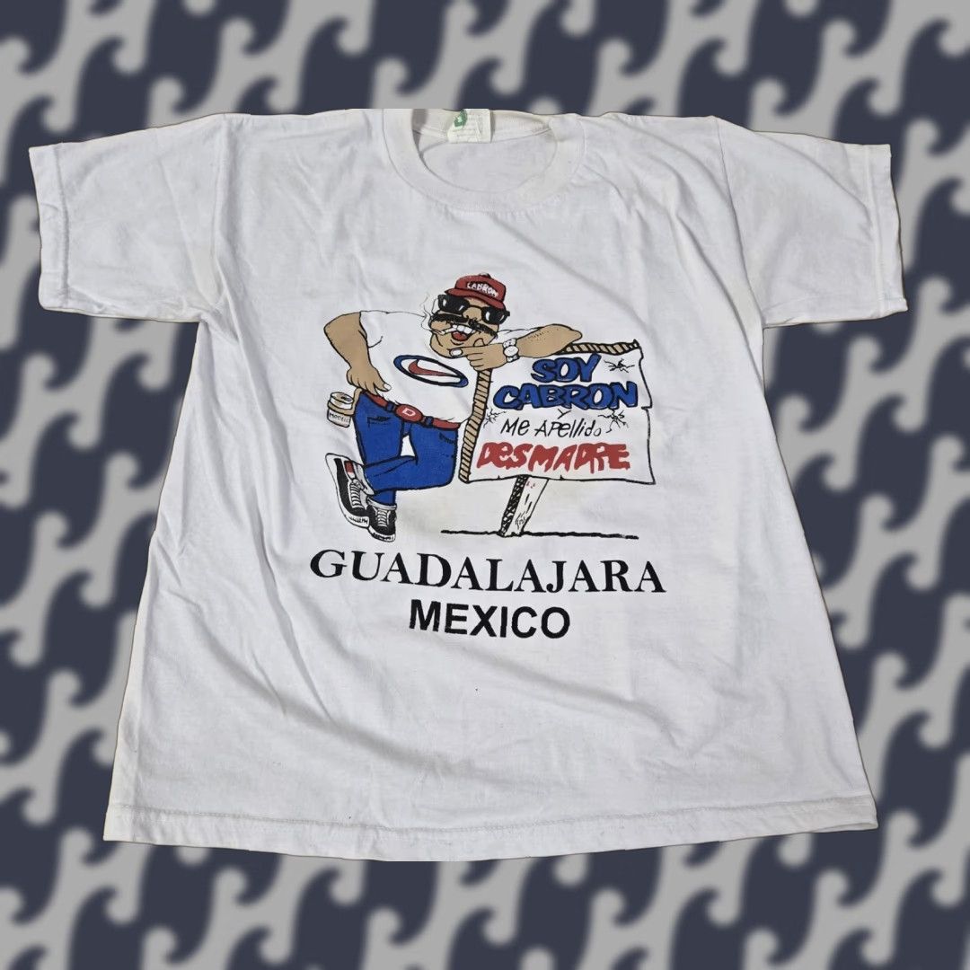 Vintage Guadalajara Mexico Shirt Mens Medium White Graphic Souvenir Tee Crew Neck Short Sleeve Graphic Print Size US M / EU 48-50 / 2 - 1 Thumbnail