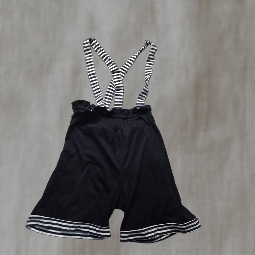 Vintage Black Bermuda Shorts With Suspenders Stretch Pants Women L Black Size 36" / US 14 / IT 50 - 1 Thumbnail