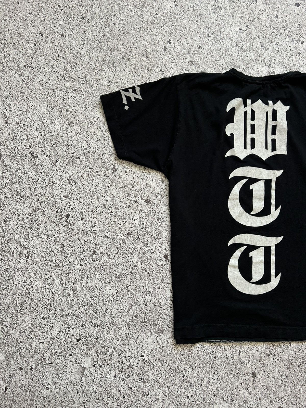 Jay-Z × Kanye West Vintage Kanye West x Jay Z Watch The Throne Europe Tee Size US L / EU 52-54 / 3 - 7 Thumbnail