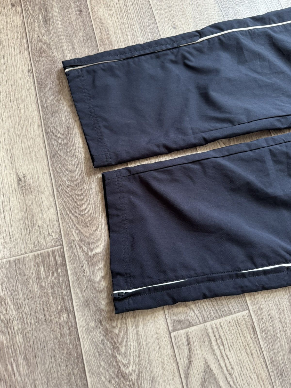 Nike Vintage Nike Track Pants Swoosh Nylon Y2K Drill Size US 31 - 3 Thumbnail