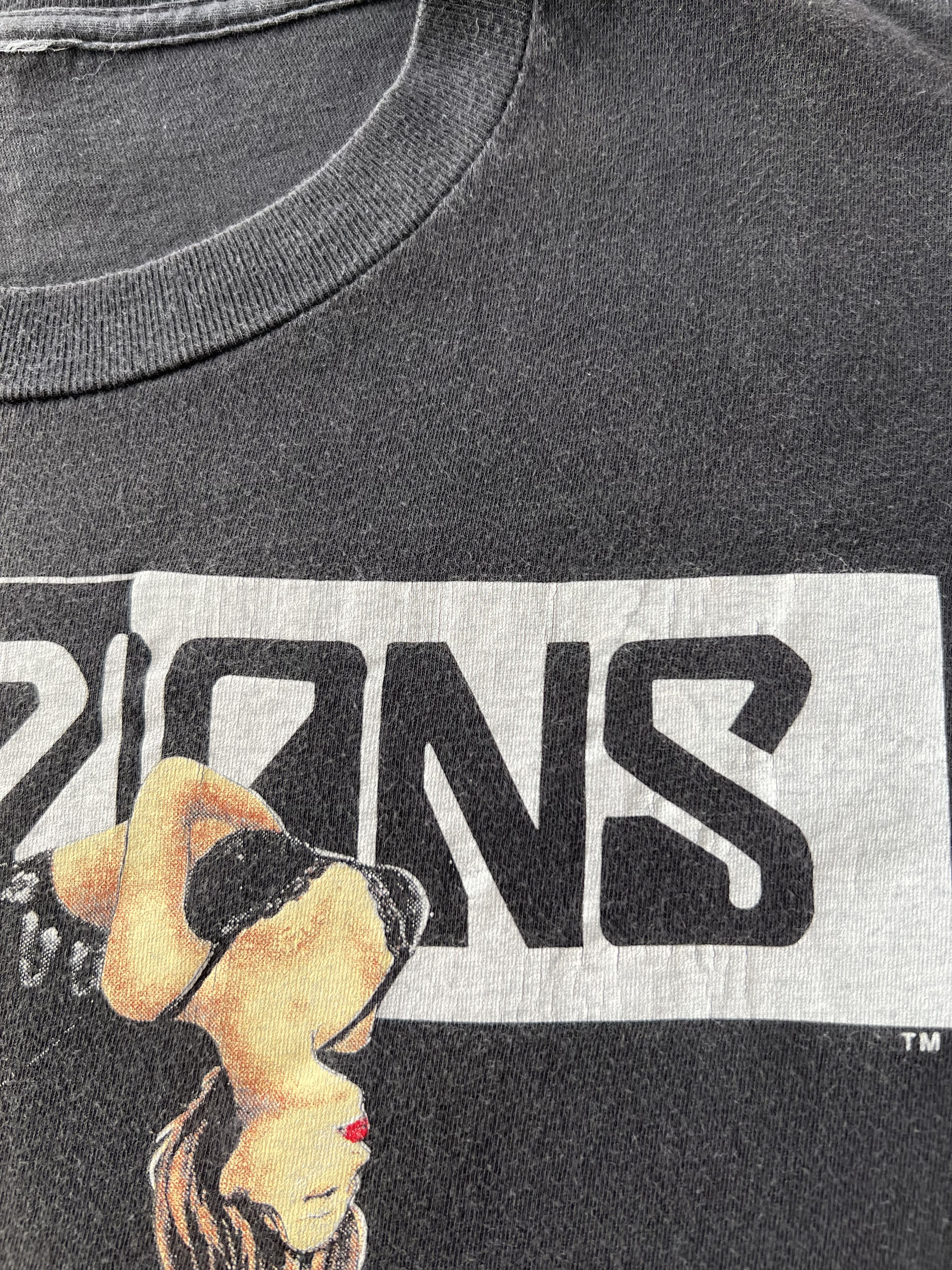 Band Tees Vintage 1990 Scorpions Tease Me Please Me Black T-shirt Size US L / EU 52-54 / 3 - 6 Thumbnail