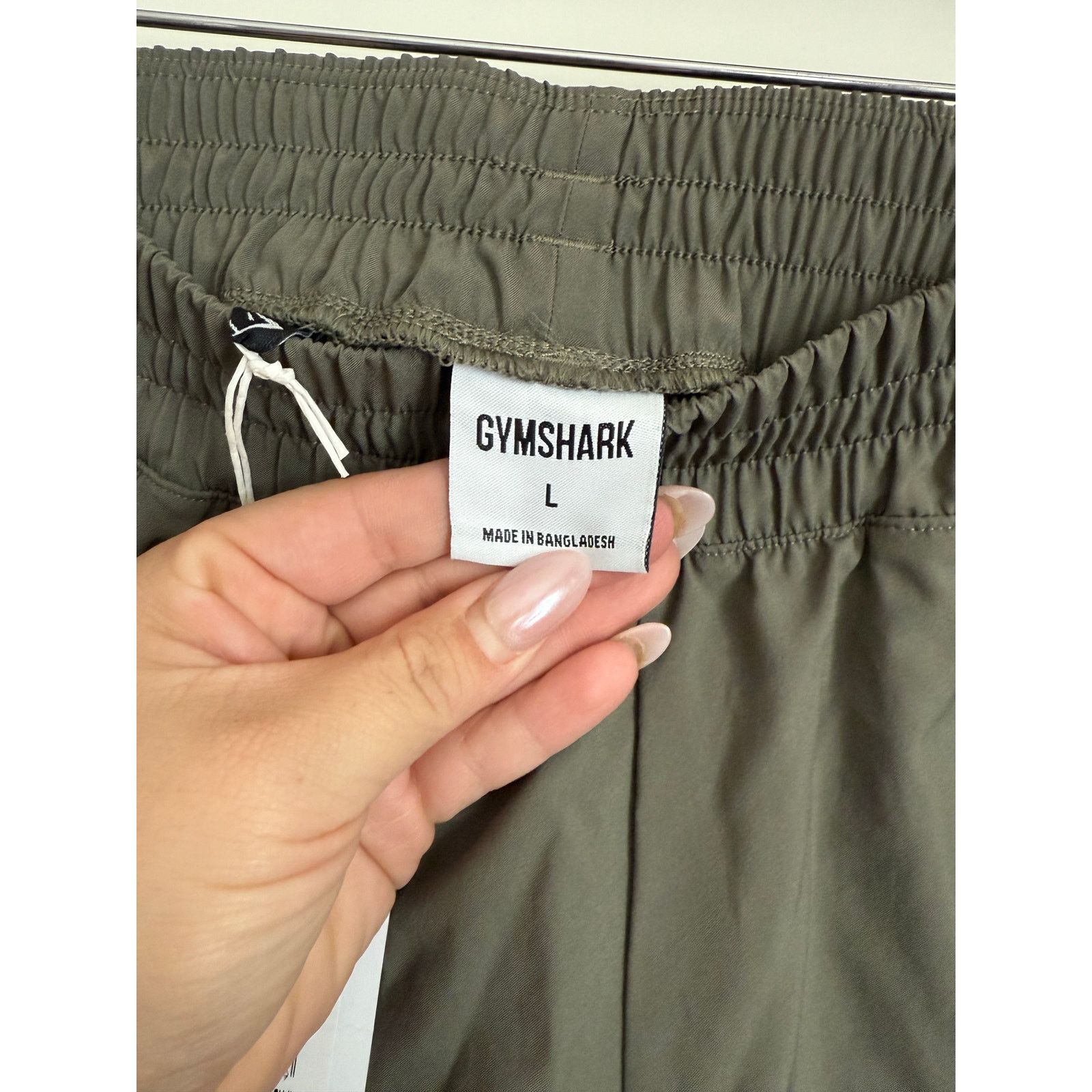 Gymshark Gymshark PINTUCK SHORTS Regular Fit Green L Size 30" / US 8 / IT 44 - 6 Thumbnail