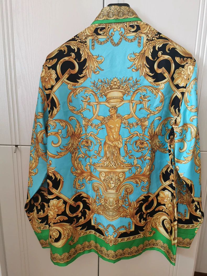 Versace Versace Genuine silk shirt Size US M / EU 48-50 / 2 - 2 Thumbnail