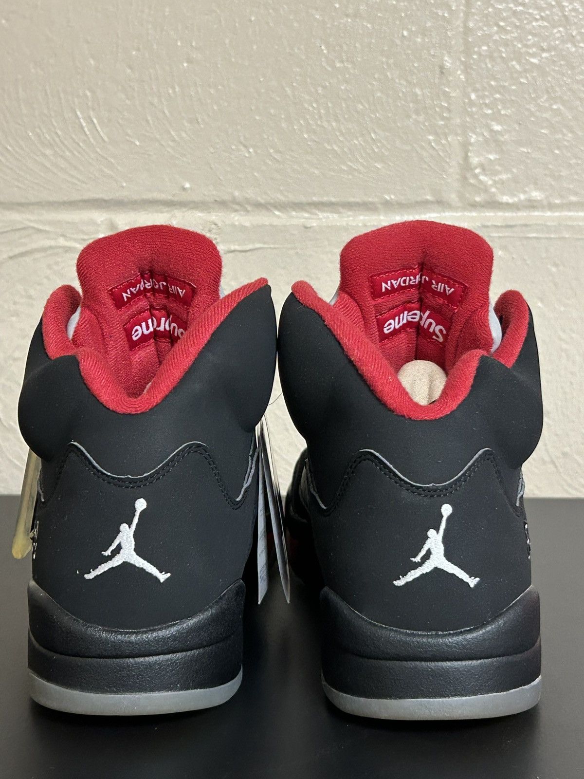 Jordan Brand × Supreme Supreme Air Jordan 5 Size US 11 / EU 44 - 4 Thumbnail