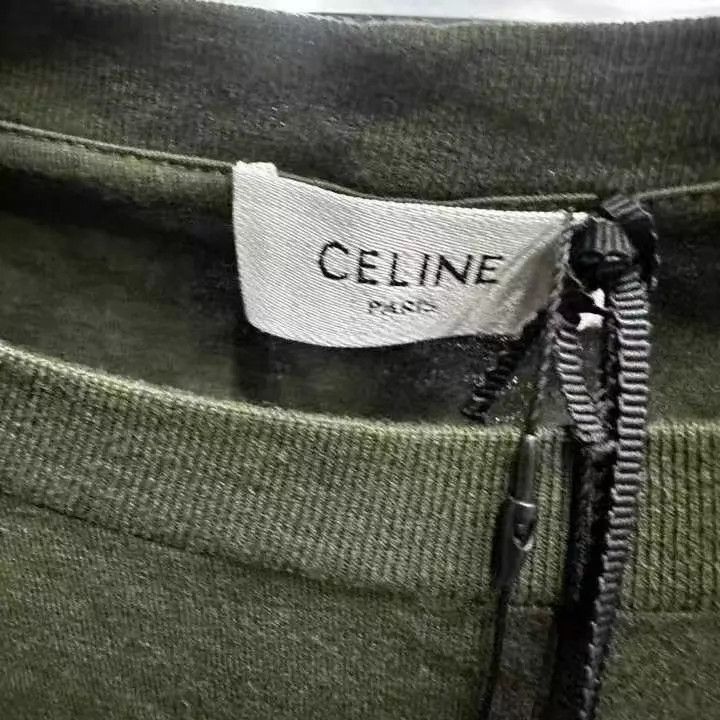 Celine Celine nwt high-waisted slogan short-sleeve olive Tee XS Size XS / US 0-2 / IT 36-38 - 2 Thumbnail
