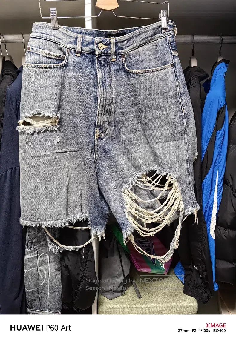 Balenciaga Balenciaga size S Distressed Denim Shorts Size US 27 - 1 Thumbnail