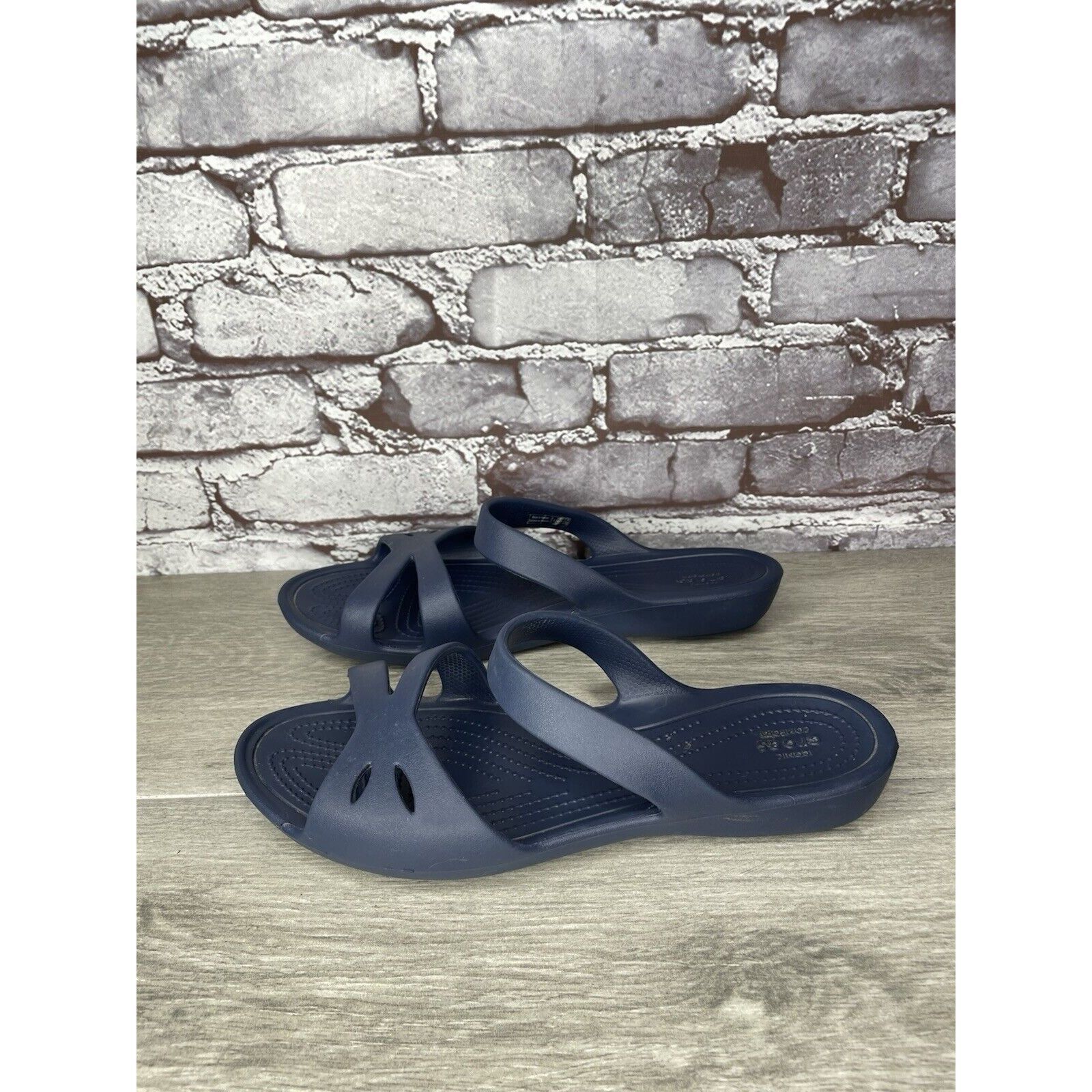Crocs Crocs KELLI Iconic Comfort Navy Blue Slip On Slides Sandals Size US 10 / IT 40 - 1 Thumbnail