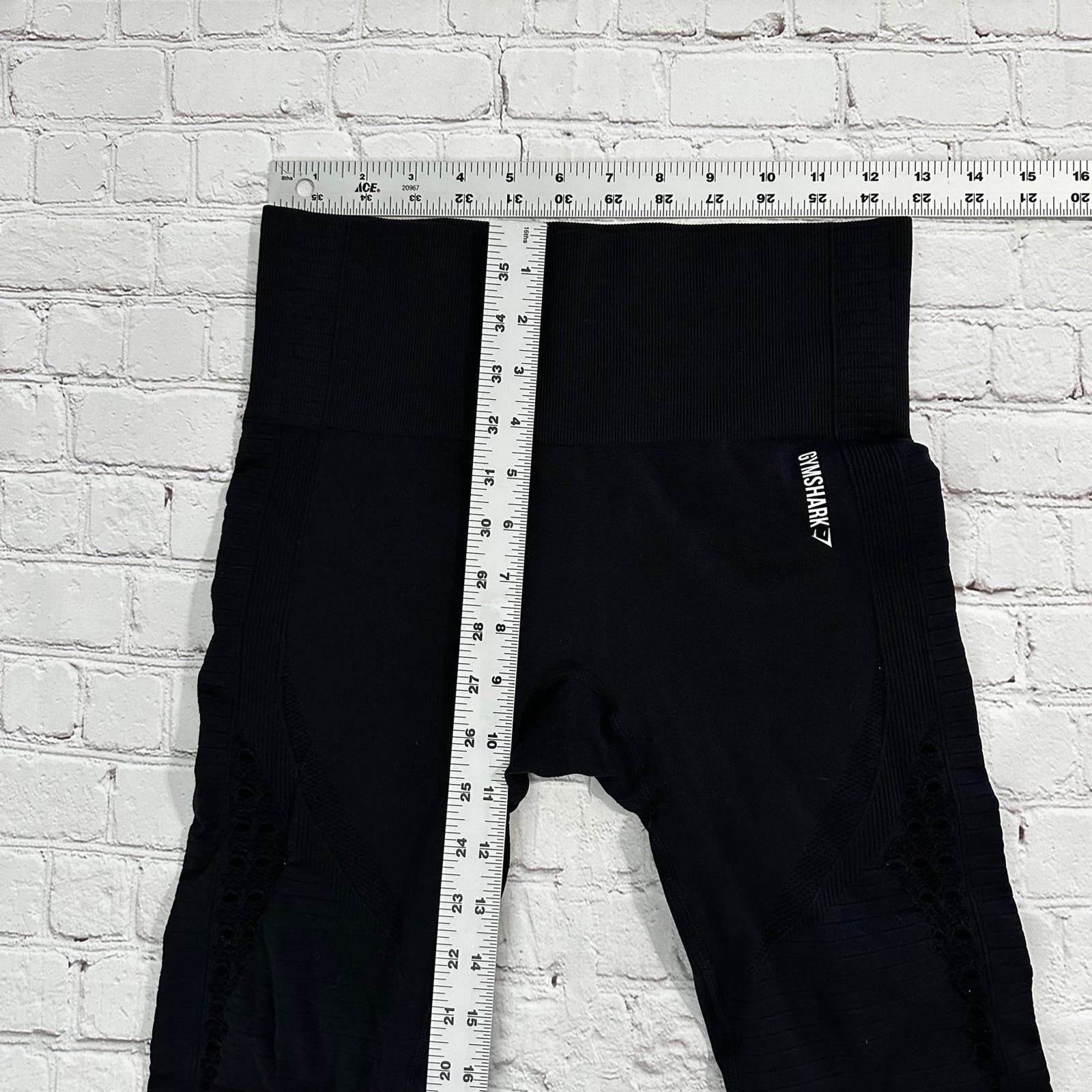 Gymshark Black gymshark leggings Size 27" / US 4 / IT 40 - 5 Thumbnail