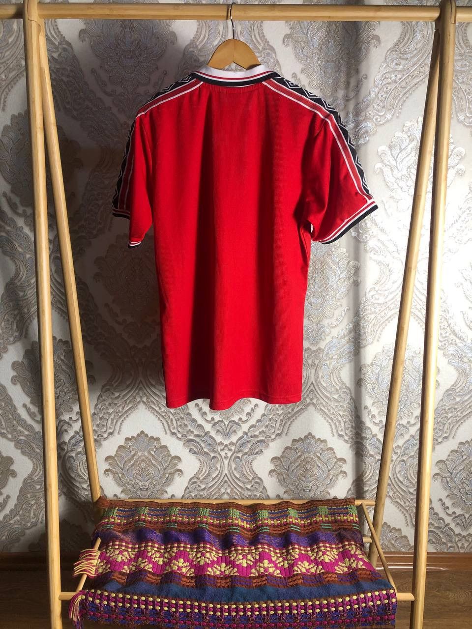 Umbro VINTAGE UMBRO FC MANCHESTER UNITED ENGLAND SOCCER JERSEY 90s Size US XL / EU 56 / 4 - 9 Thumbnail