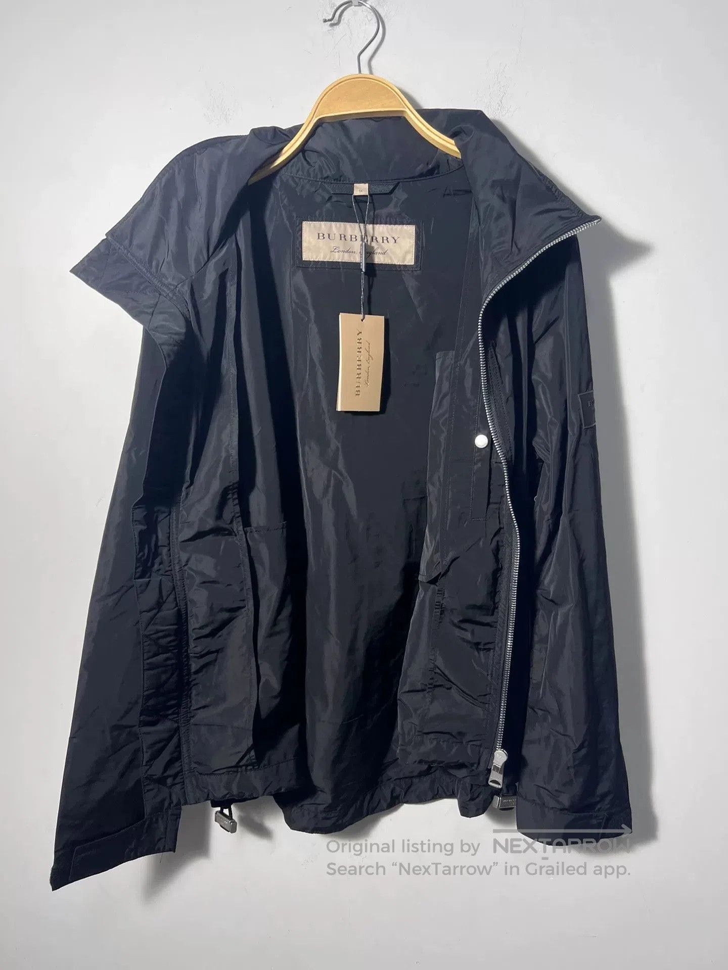 Burberry Burberry Men's Water. Size US XXL / EU 58 / 5 - 2 Thumbnail