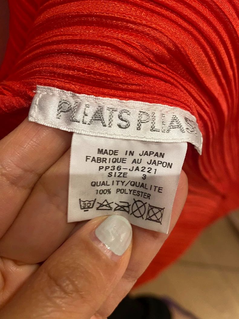 Issey Miyake Issey Miyake Red pleated cardigan Size L / US 10 / IT 46 - 3 Thumbnail