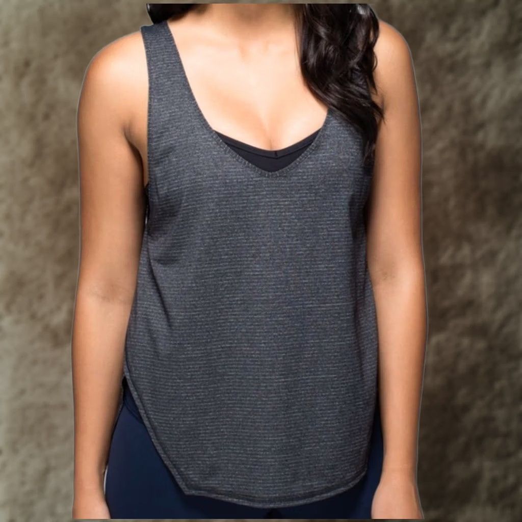 Lululemon Lululemon Tank Top Womens Small Sculpt II Open Back Lightweight Singlet Yoga Shimmer Black/Grey Heather Strappy Adjustable Open Back Gym Size S / US 4 / IT 40 - 1 Thumbnail