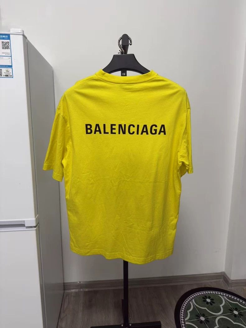 Balenciaga Balenciaga Front and back printed short sleeves Size US S / EU 44-46 / 1 - 2 Thumbnail
