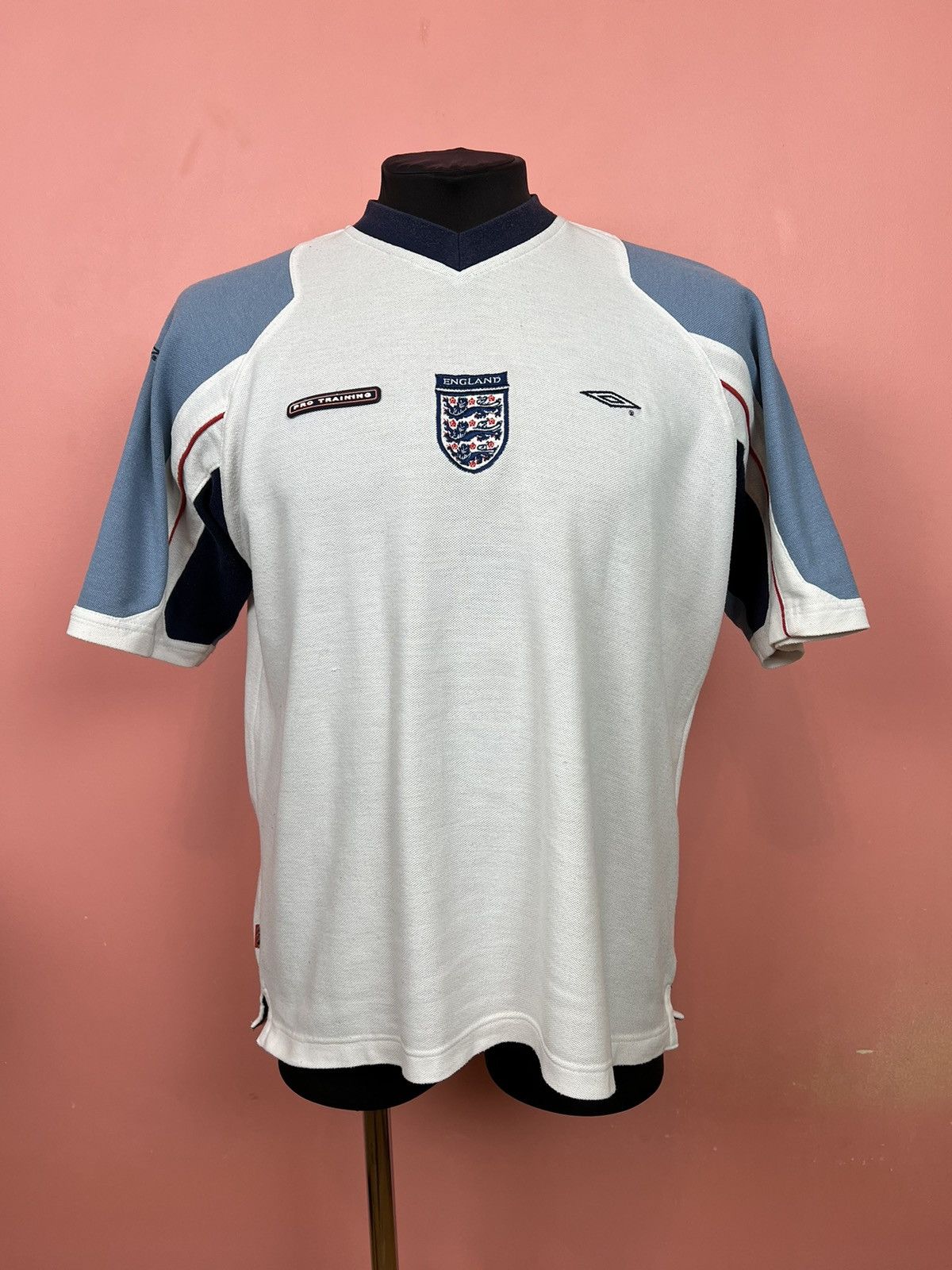 Umbro Umbro england pro training shirt tee jersey football Size US L / EU 52-54 / 3 - 1 Thumbnail