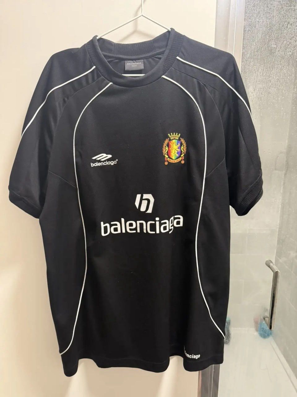 Balenciaga Balenciaga soccer t shirt Size US S / EU 44-46 / 1 - 1 Thumbnail