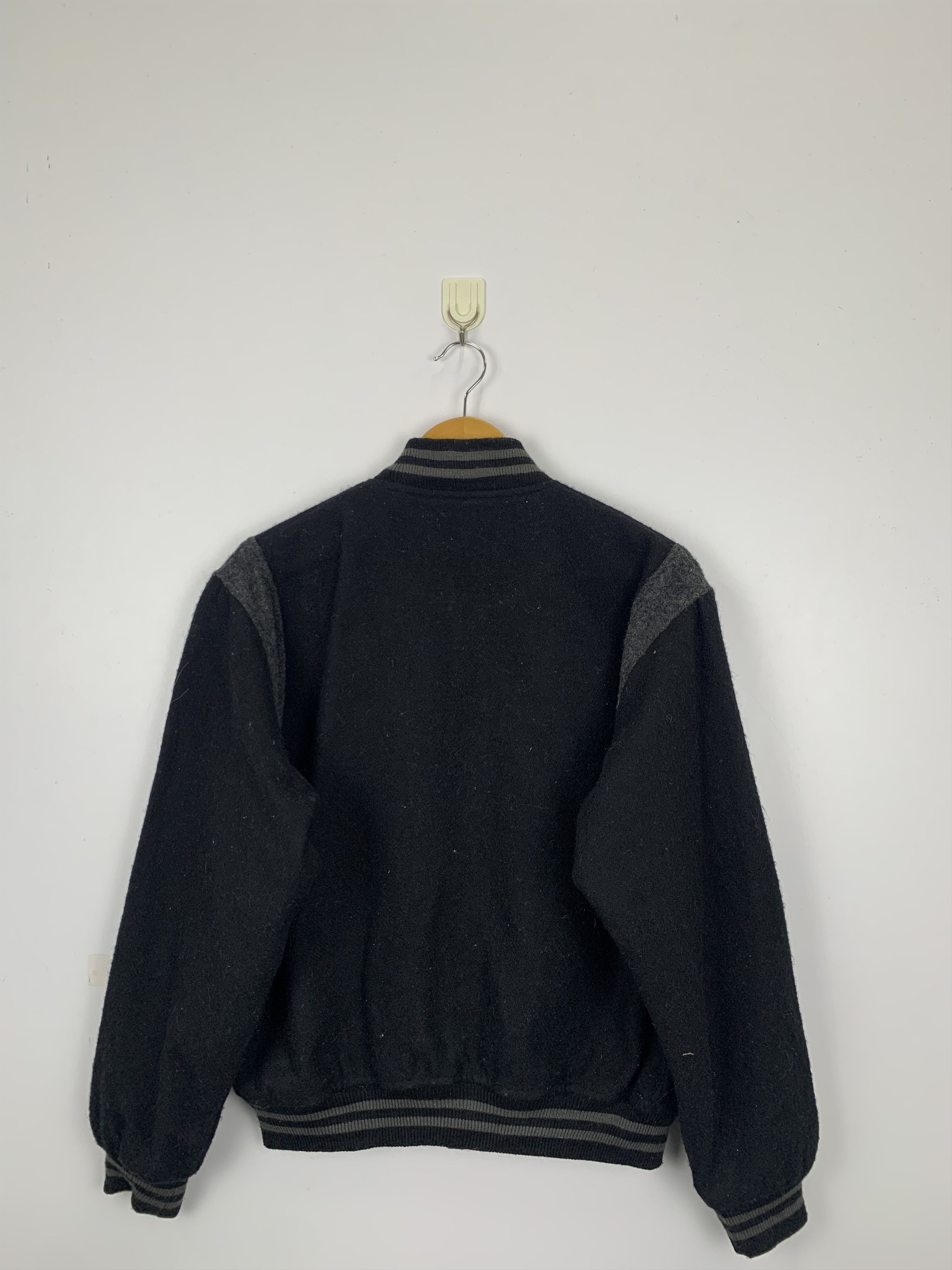 Japanese Brand Vintage Japanese Brand Wool Varsity Jacket V0488 Size US M / EU 48-50 / 2 - 3 Thumbnail