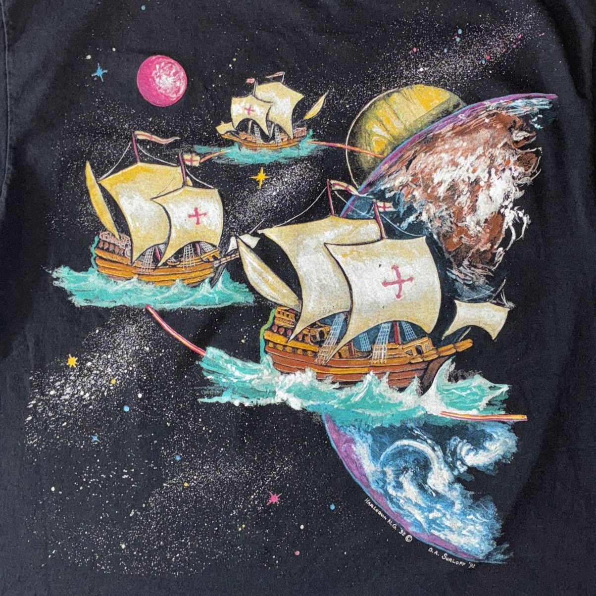 Hanes Vintage 90s Columbus Day space art tee shirt DRY ROT Size US L / EU 52-54 / 3 - 2 Thumbnail