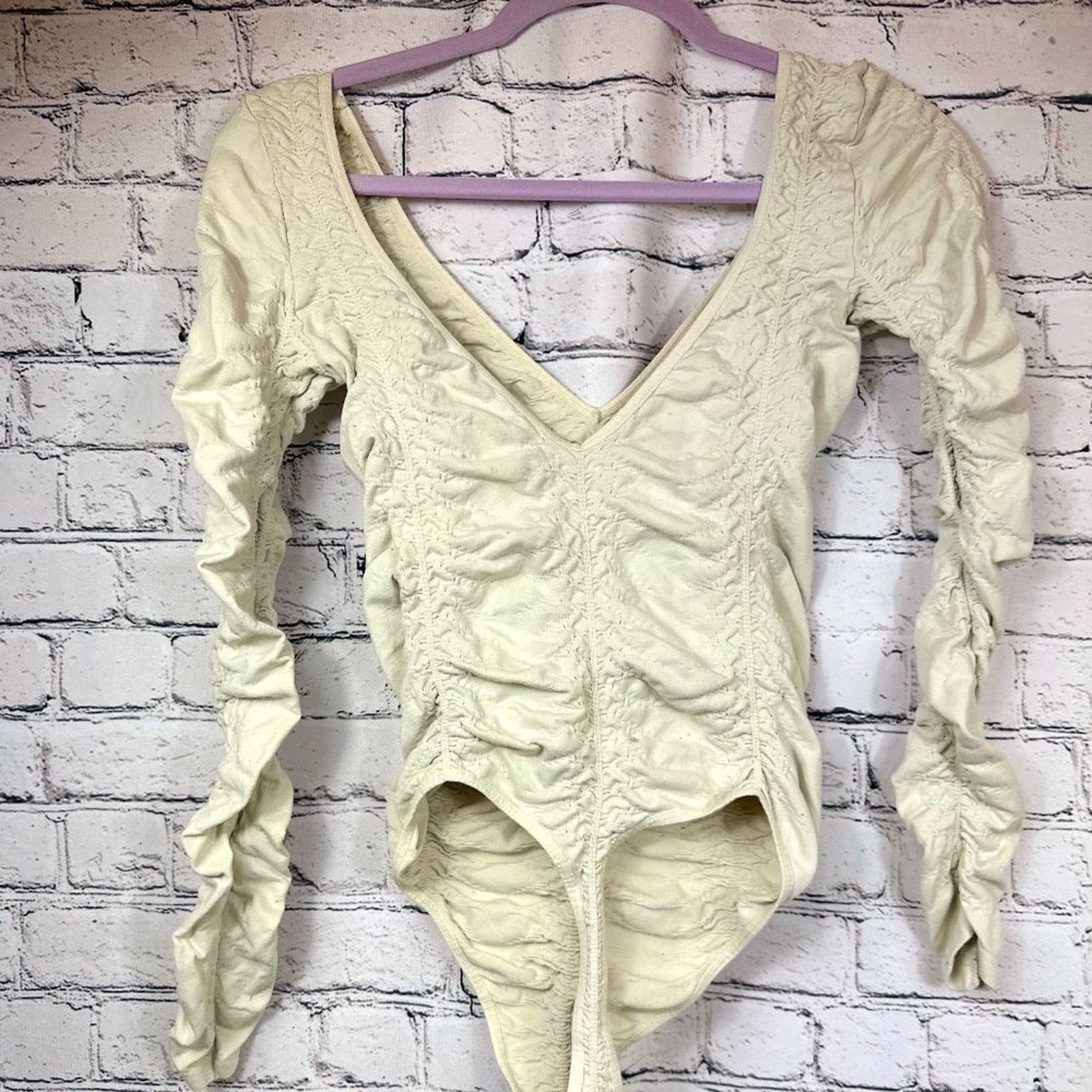 Free People Free People Intimately Ruched Bodysuit - Cream - size M/L Size ONE SIZE - 13 Thumbnail