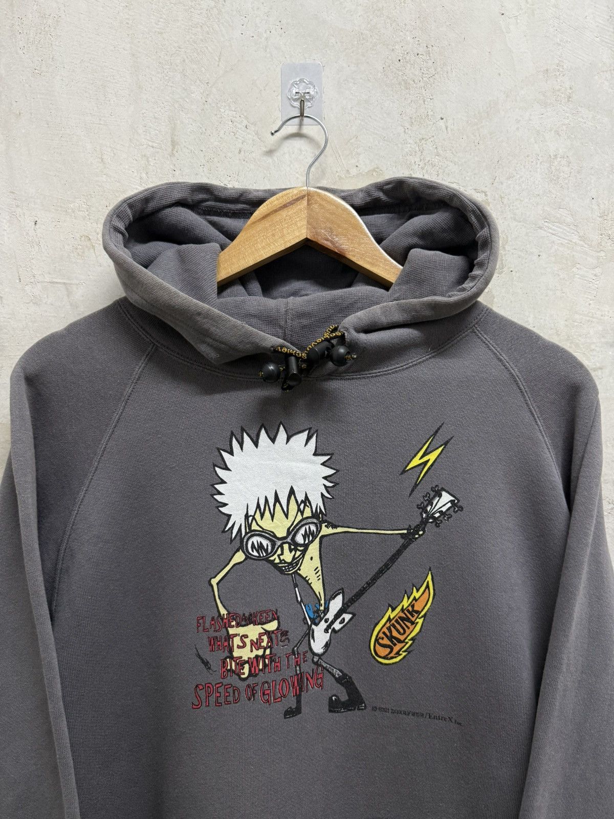 Japanese Brand Vintage 2000s Mischievous Skunk Ska Punk Hoodie Size US L / EU 52-54 / 3 - 2 Thumbnail