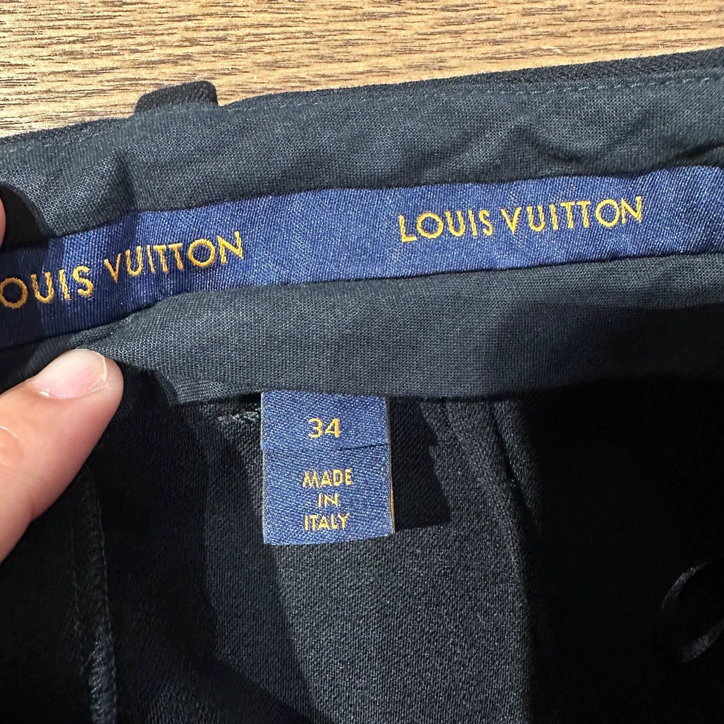 Louis Vuitton Louis Vuitton apr147 Monogram Wool Trousers 34 Size 25" / US 0 / IT 36 - 3 Thumbnail
