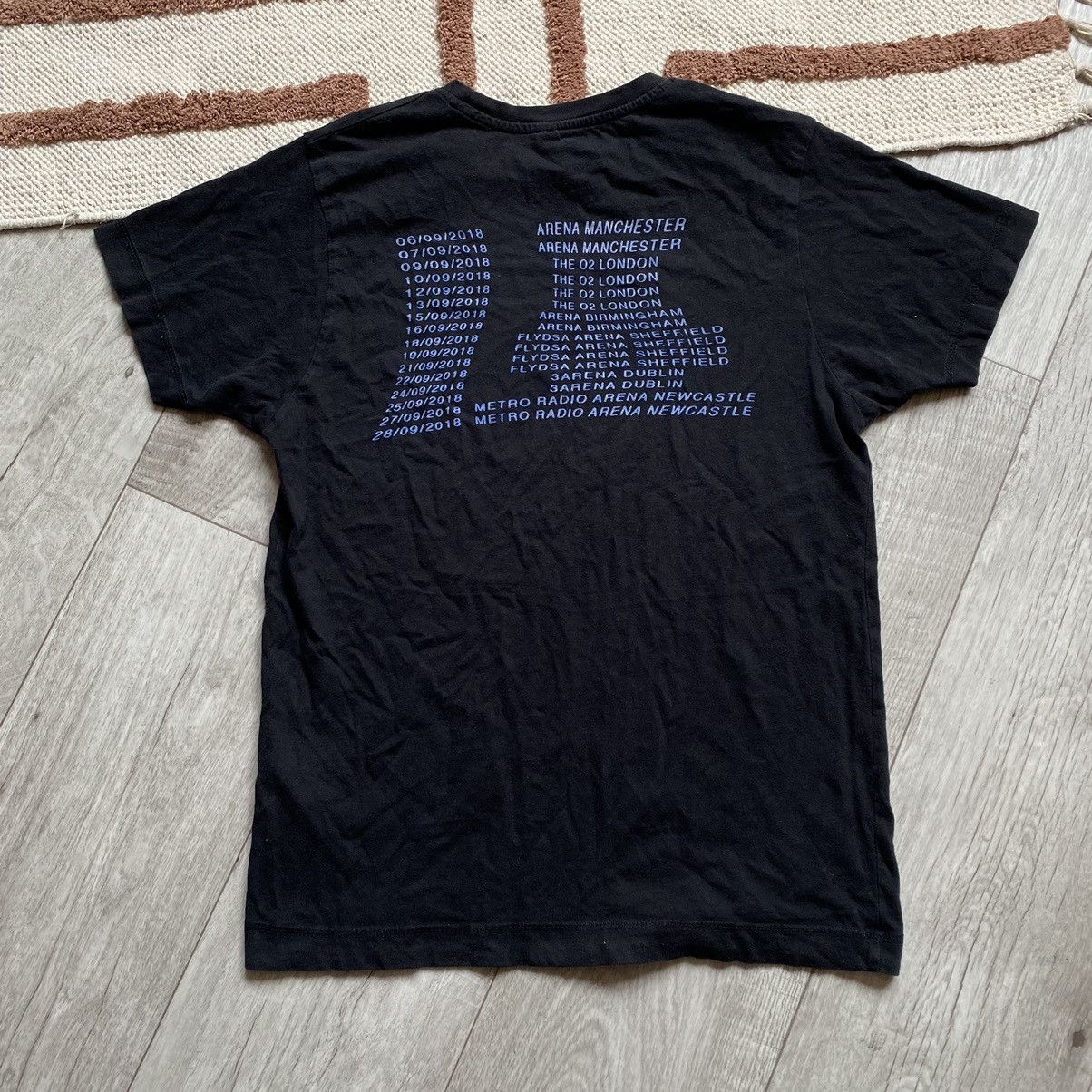 Band Tees AMAZING ARCTIC MONKEYS BAND NEON LOGO TOUR T SHIRT Size US S / EU 44-46 / 1 - 2 Thumbnail