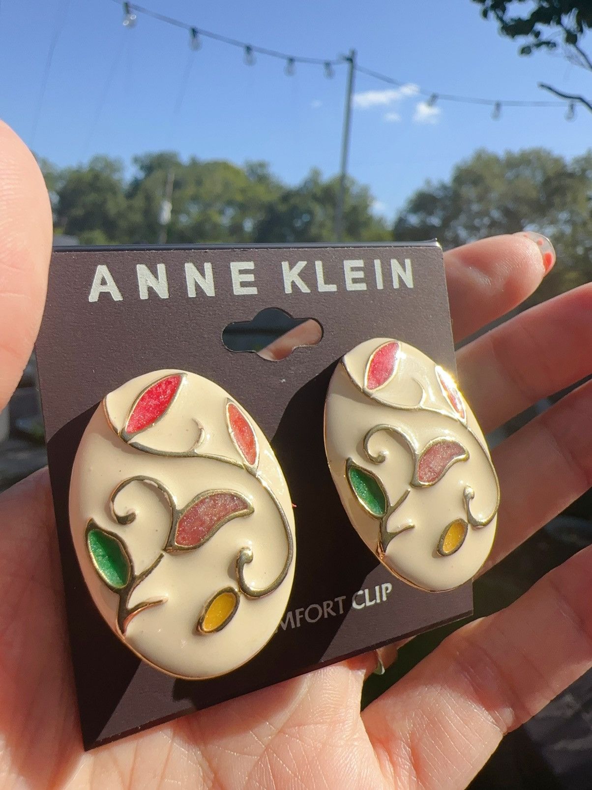 Anne Klein Anne Klein comfort clip on earrings gold tone beige round Size ONE SIZE - 5 Thumbnail