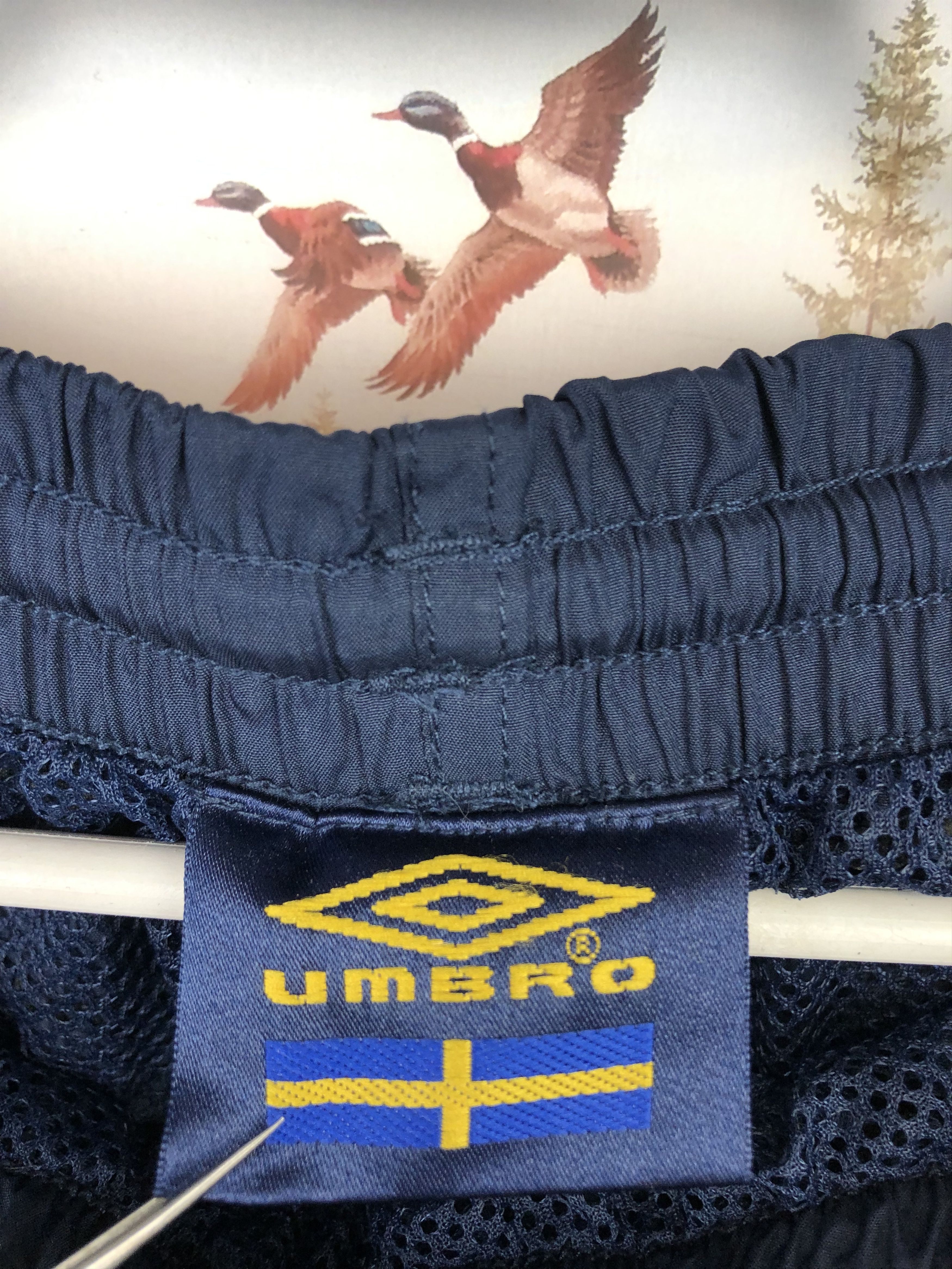 Umbro × Vintage Vintage Umbro Sweden Football Sweatpants Track Pants Soccer Size US 32 / EU 48 - 6 Thumbnail