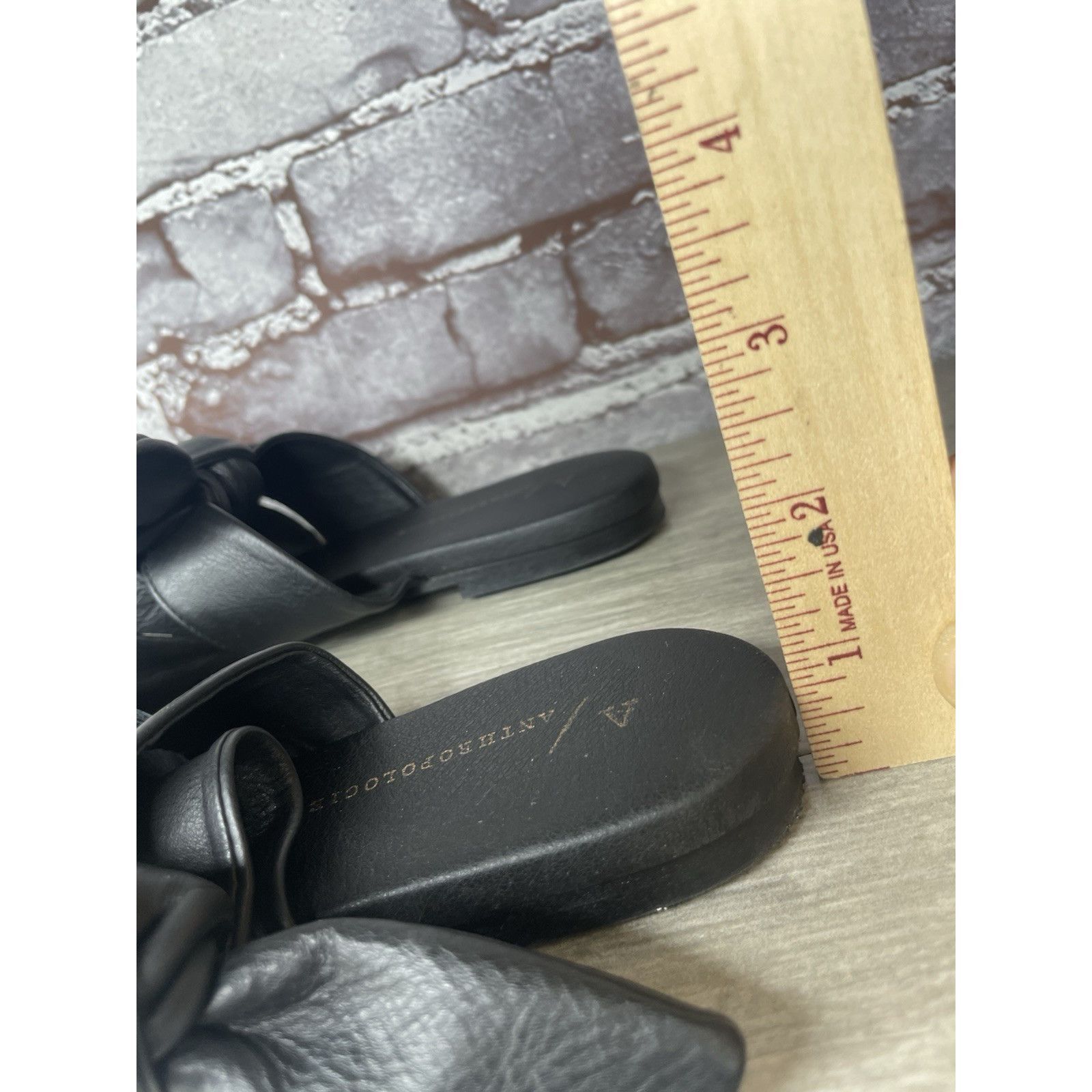 Anthropologie Anthropologie Black Leather Bow Pointed Toe Mules Flats Wome Size US 7.5 / IT 37.5 - 9 Thumbnail