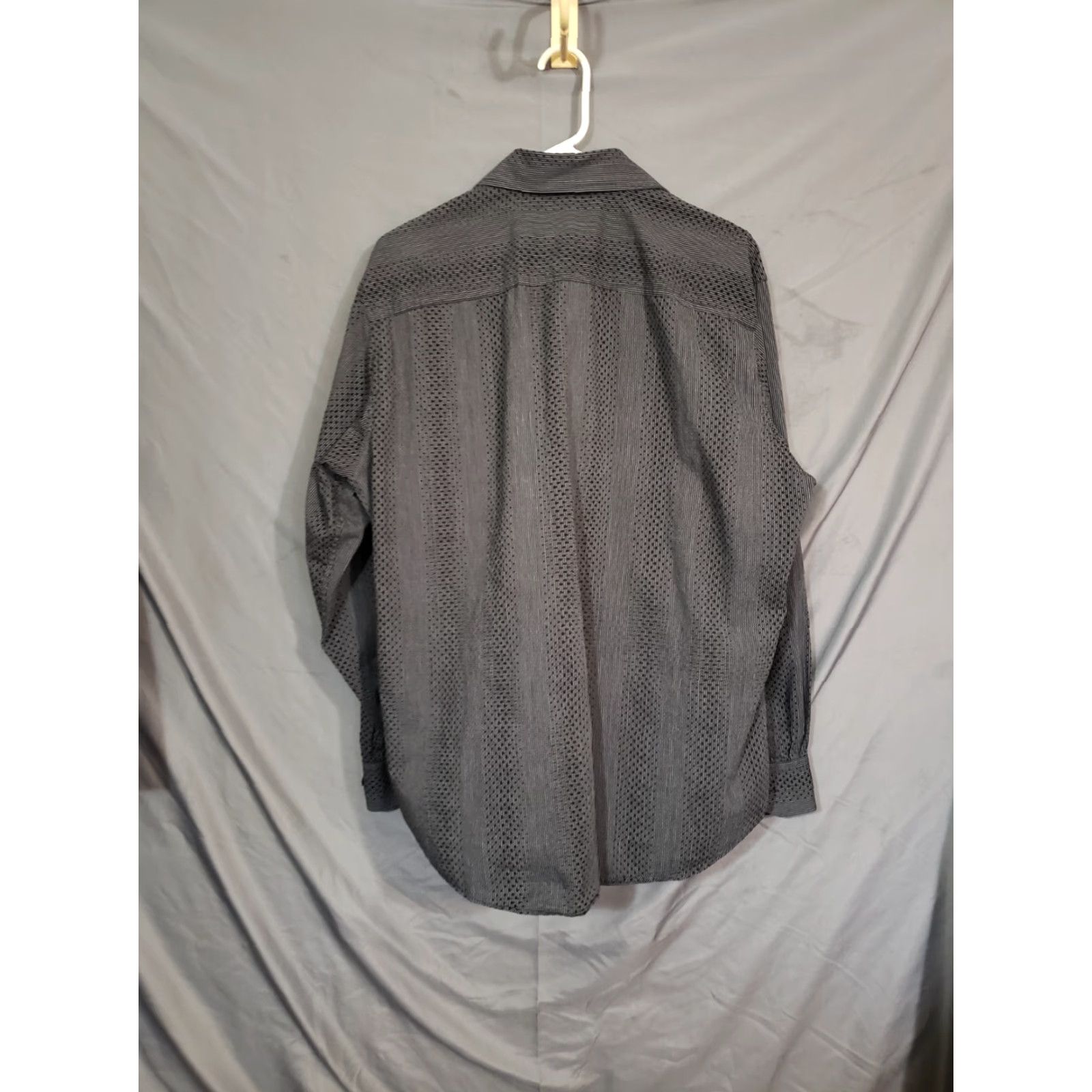 Vintage **Blue Brand Shirt XL Dark Diamonds Fashionable Regular Fit Cotton** User: **Dark Blue Brand Shirt XL Fashionable Regular Fit Cotton** Size XL / US 12-14 / IT 48-50 - 2 Thumbnail