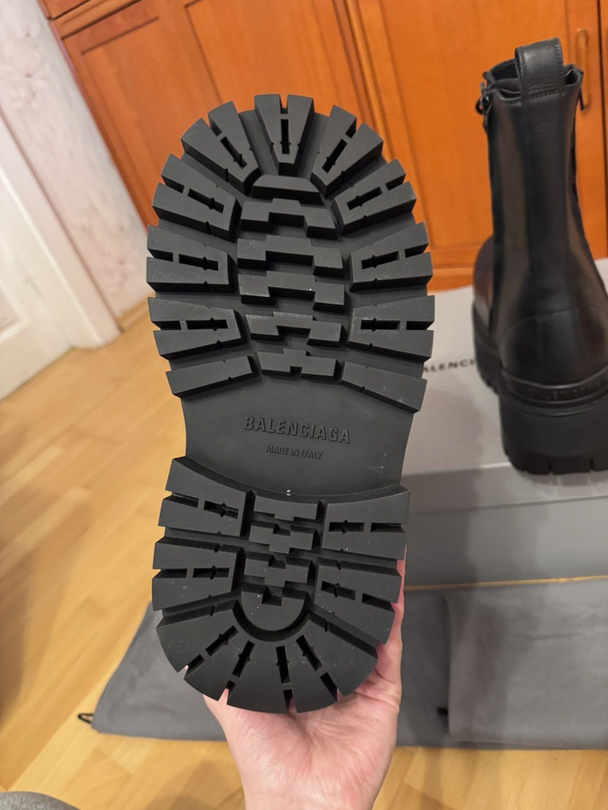 Balenciaga Balenciaga Calfskin 80 MM Platform Giant BB Boots Black Size US 11 / EU 44 - 9 Thumbnail
