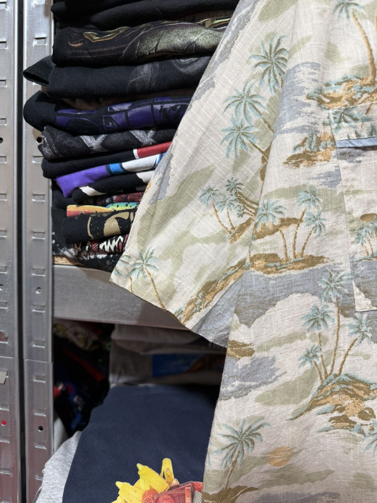 Rip Curl Rare Vintage Rip Curl Beach Palm Trees Hawaiian Button Shirt Size US XL / EU 56 / 4 - 9 Thumbnail