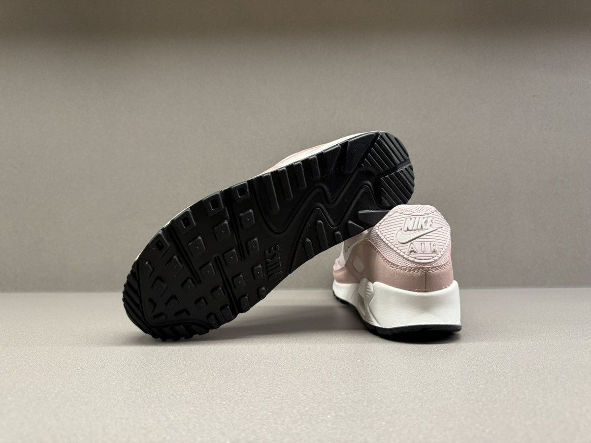 Nike Nike Air Max 90 Barely Rose Pink Oxford Black Women’s Size US 7 / IT 37 - 8 Thumbnail