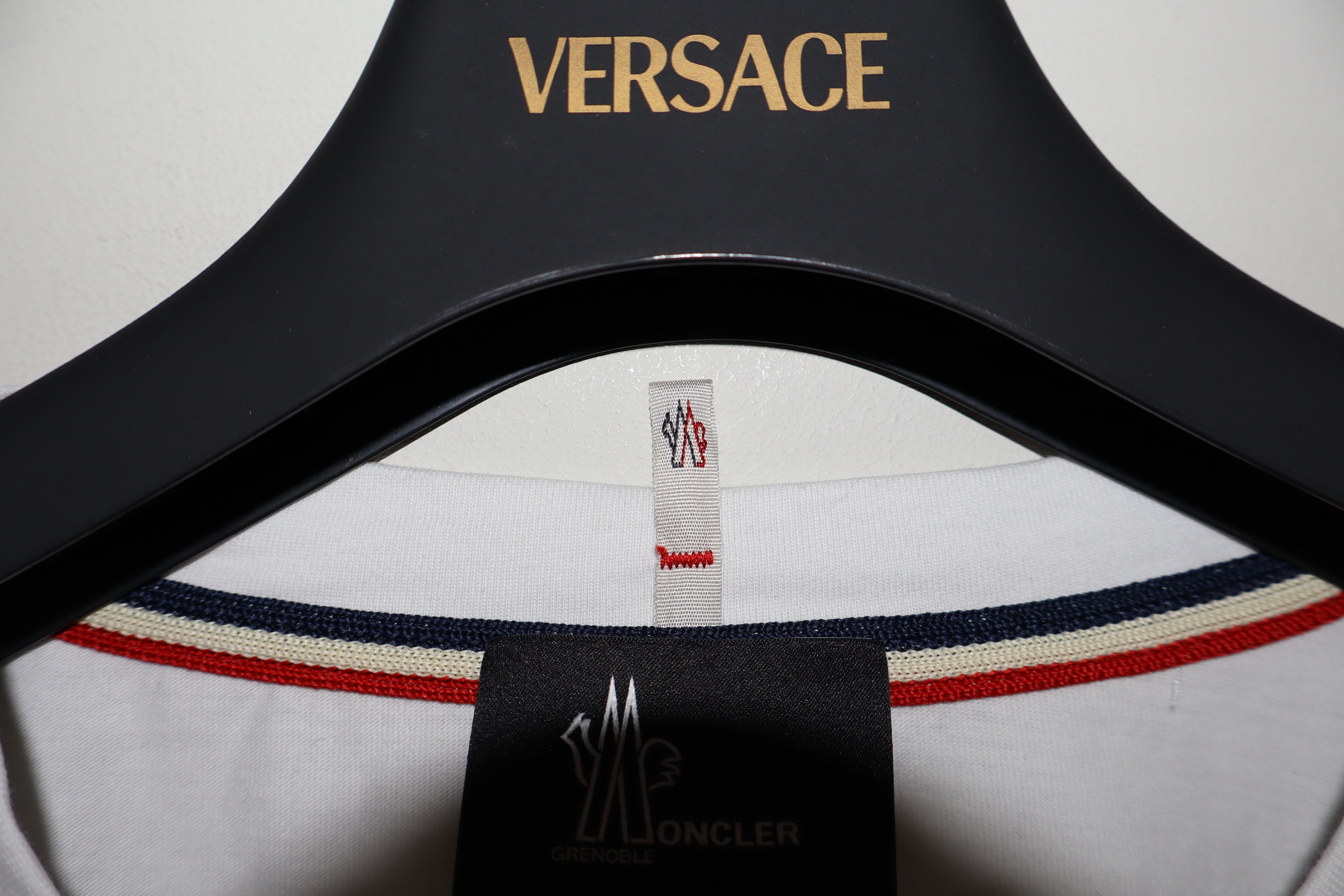 Moncler Logo print t-shirt Size US S / EU 44-46 / 1 - 5 Thumbnail