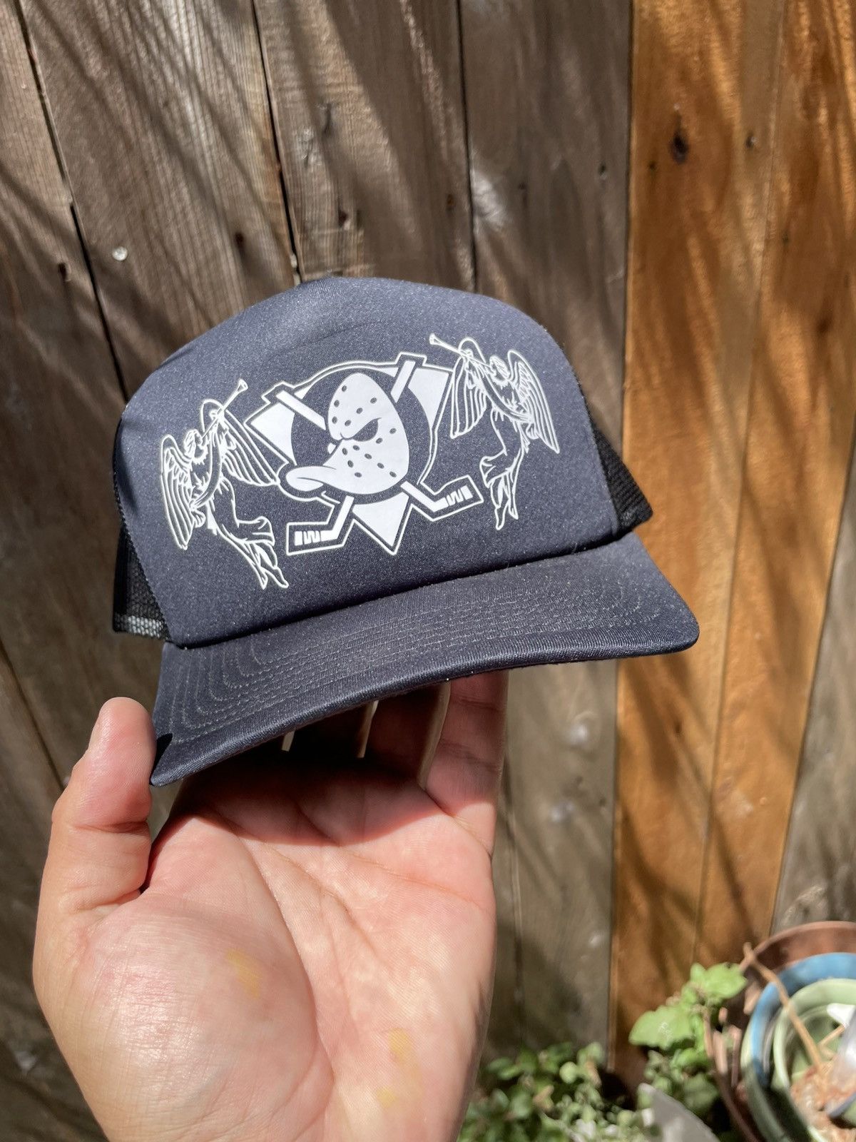 Other Mighty ducks x Angel trumpet trucker hat custom made Size ONE SIZE - 2 Thumbnail