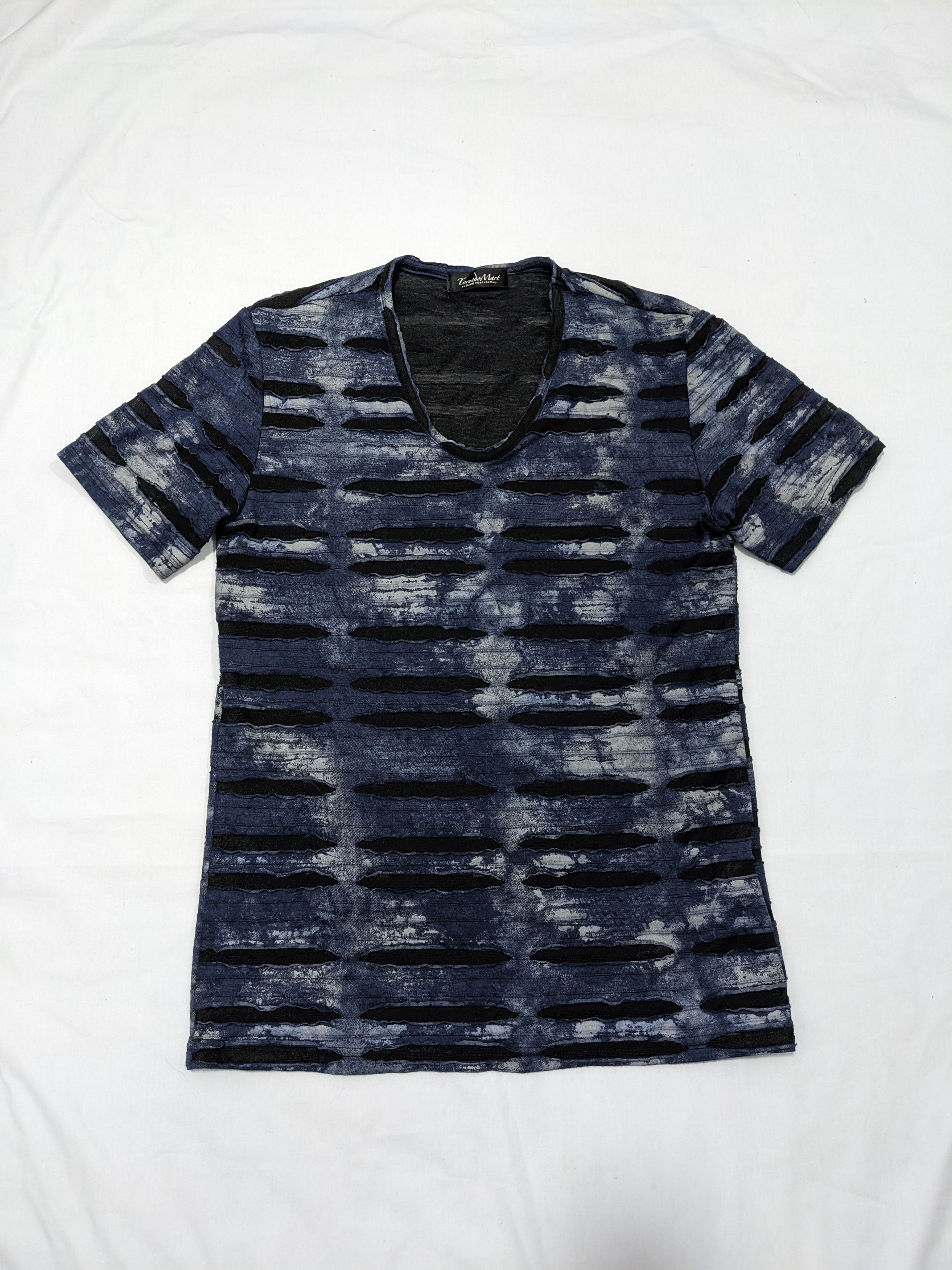 【archive】TORNADO MART rare design shirt Rare Tornado Mart Mesh Distressed Design Gradient T-Shirt