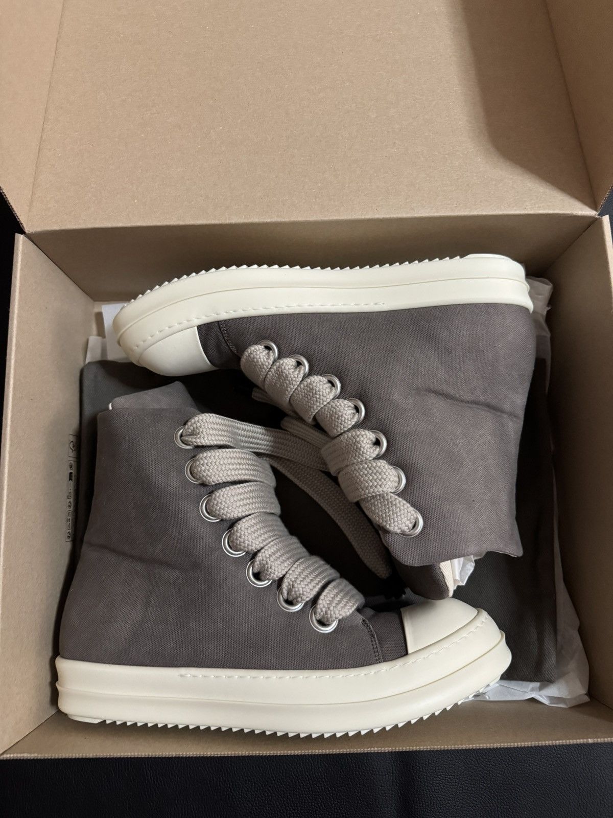 Rick Owens Drkshdw RICK OWENS RAMONES JUMBO Size US 10 / EU 43 - 2 Thumbnail