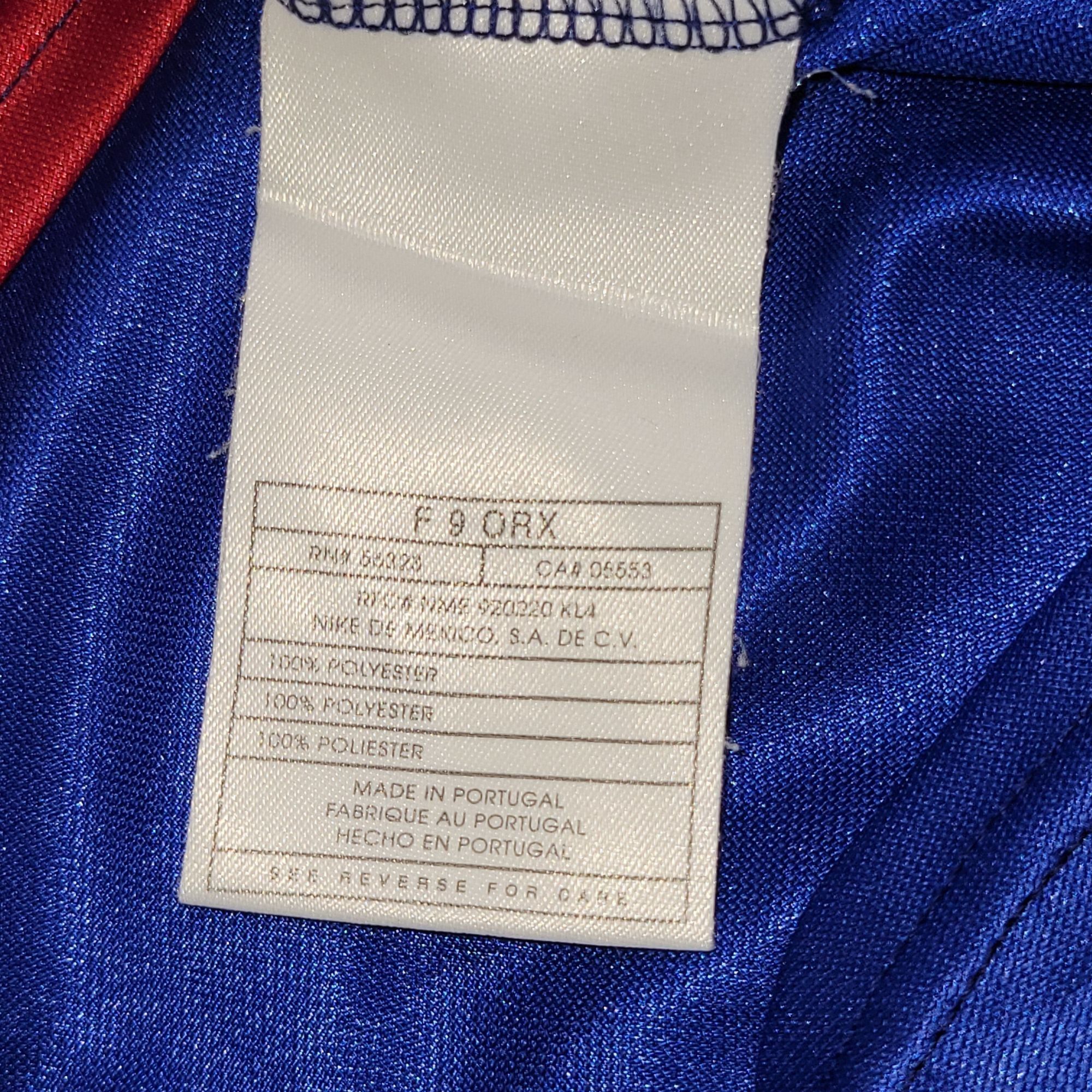 Nike Guardiola Barcelona Centenary 1999 2000 Soccer Jersey L Size US L / EU 52-54 / 3 - 9 Thumbnail