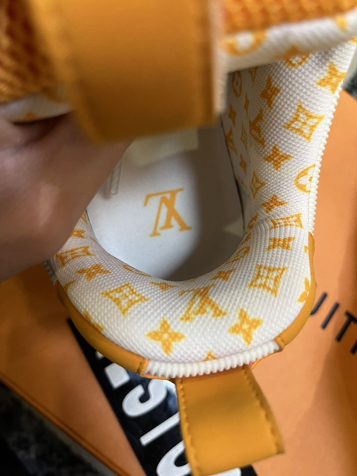 Louis Vuitton LV RARE Skate Sneaker Yellow Size US 8.5 / EU 41-42 - 7 Thumbnail
