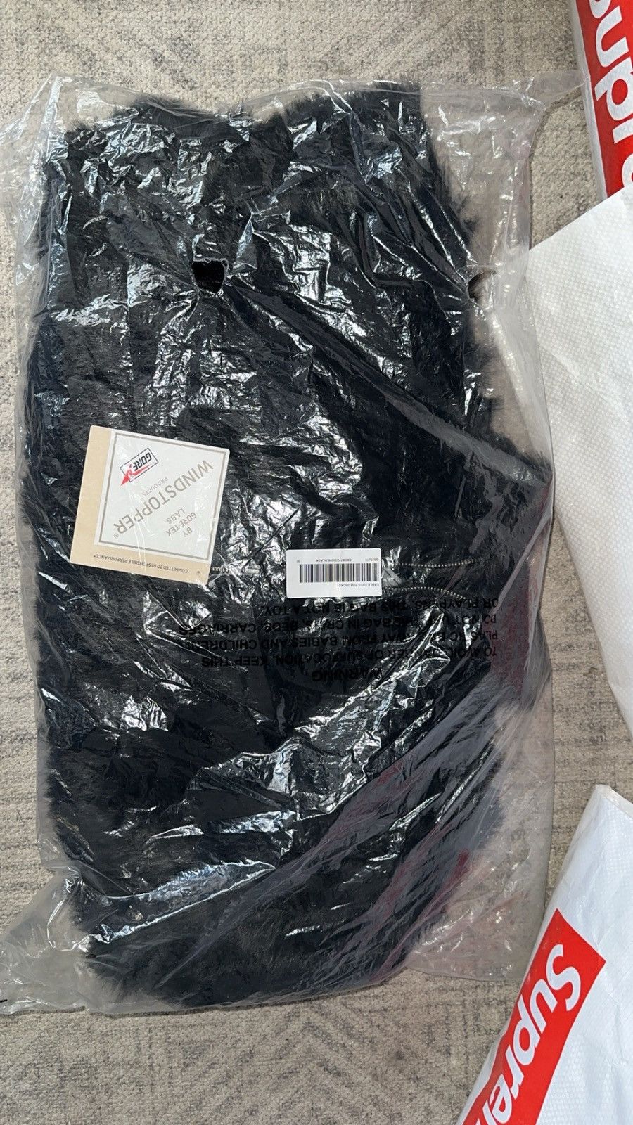 Supreme Supreme Faux Fur 2-Tone Windstopper Jacket SS25 Size US M / EU 48-50 / 2 - 9 Thumbnail
