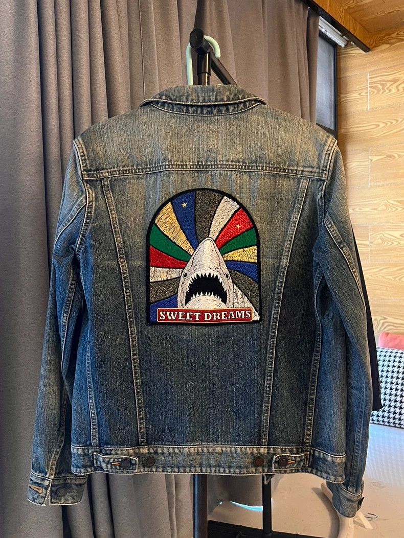 Saint Laurent Paris Saint Laurent Paris Shark embroidered denim jacket Size US S / EU 44-46 / 1 - 1 Thumbnail